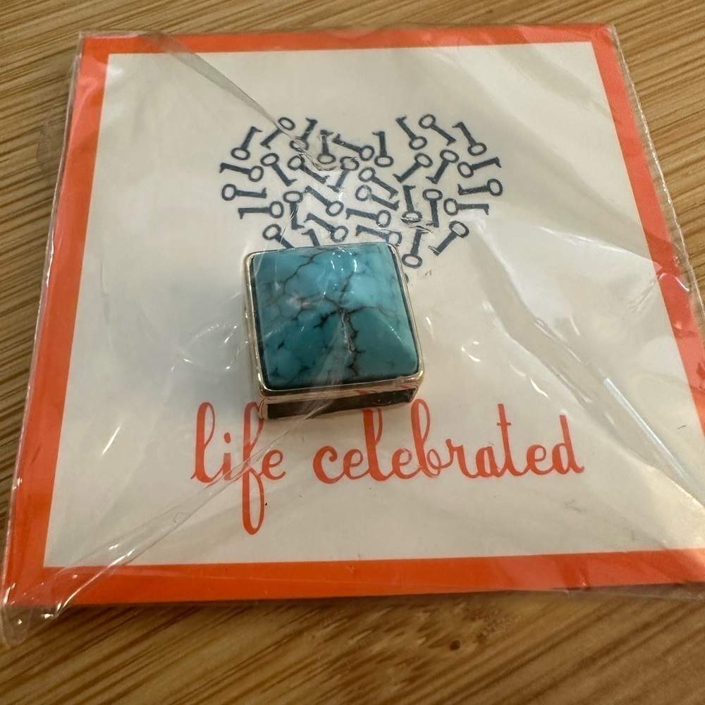 🎄 Life Celebrated turquoise bead NWT - Picture 4 of 4